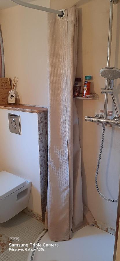 Apartmán La Cigale Et La Fourmi Nîmes Exteriér fotografie